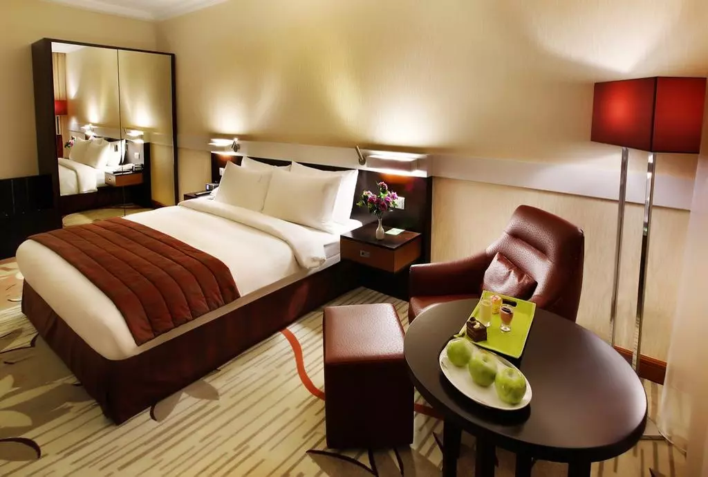 hotel holiday inn downtown dubai_shabavizparvaz_12.jpg